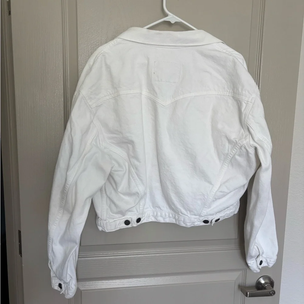 Levi's White Denim Jean Jacket - Women's XL - Cropped Fit Western Jacket - Picture 2 of 4